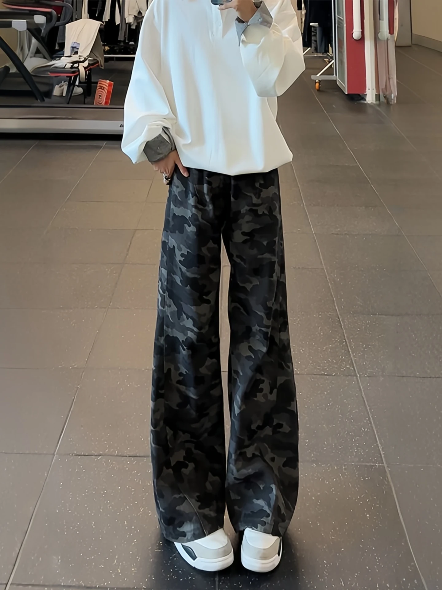 American High Street Vibe Camouflage Pants Men's High Waist Straight Leg Jeans Tall Men's Micro Flared Denim Autumn Winter
American High Street Vibe Camouflage Pants Men's High Waist Straight Leg Jeans Tall Men's Micro Flared Denim Autumn Winter