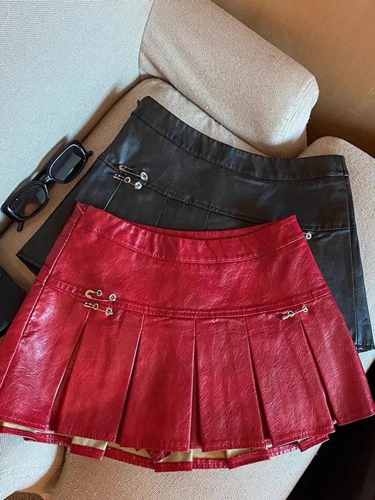 Vintage Gothic Y2k 2000s Pu Leather Half Skirt Autumn Winter Spicy Girl High Waist Slim Sexy Streetwear Short Pleated Skirt
Vintage Gothic Y2k 2000s Pu Leather Half Skirt Autumn Winter Spicy Girl High Waist Slim Sexy Streetwear Short Pleated Skirt