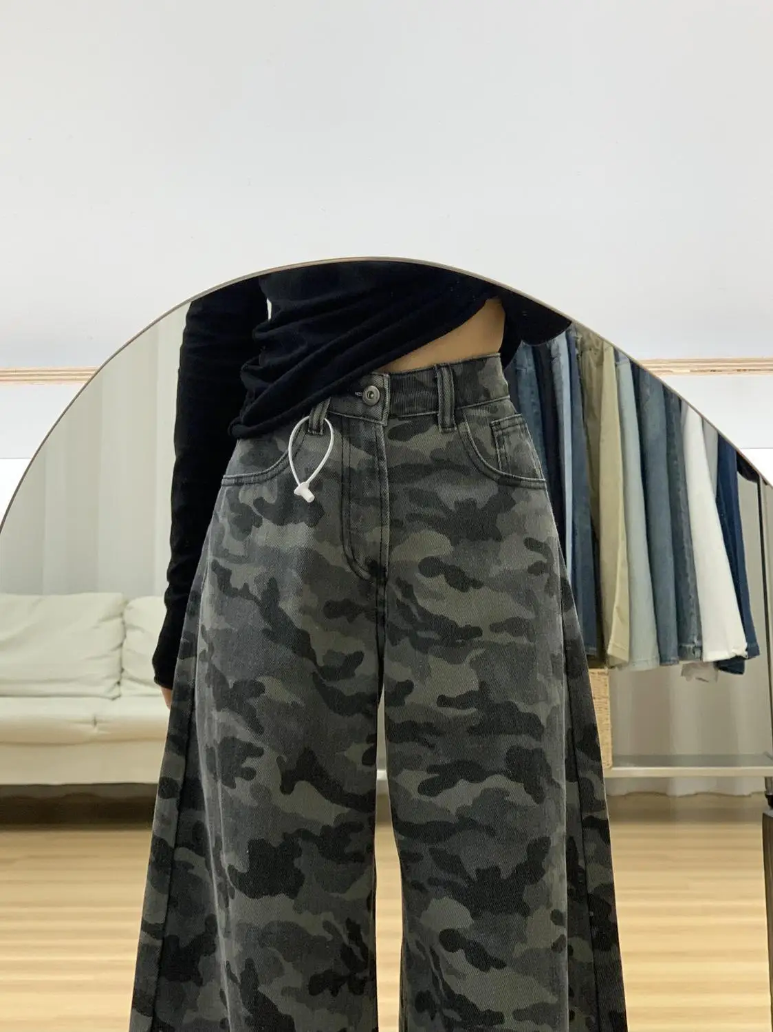 Джинсы прямые женские брюки женские широкие джинсы мешковатые Y2K уличная одежда винтажная мода оверсайз свободный крой черный готический
Джинсы прямые женские брюки женские широкие джинсы мешковатые Y2K уличная одежда винтажная мода оверсайз свободный крой черный готический