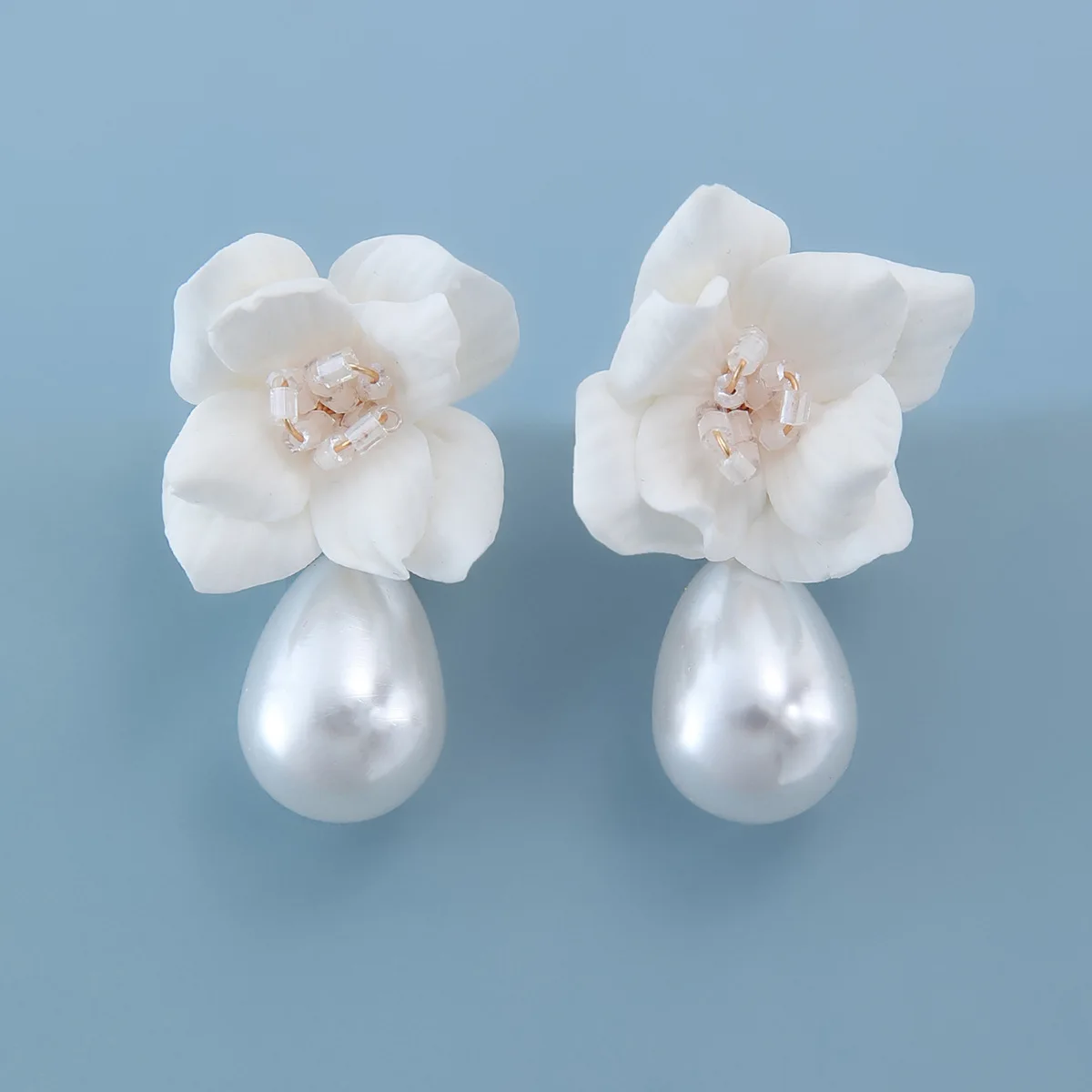 SLBRIDAL Handmade Rhinestones Crystal Pearls Ceramic Flower Earrings Wedding Drop Earring Women Girls Fashion Party Jewelry
SLBRIDAL Handmade Rhinestones Crystal Pearls Ceramic Flower Earrings Wedding Drop Earring Women Girls Fashion Party Jewelry