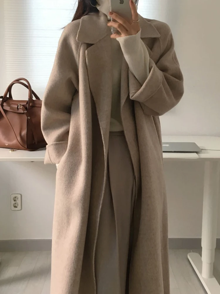 Vintage Long Jacket Women Autumn Winter Long Sleeve Faux Woolen Coat Female French Style Elegant Fashion Casual Lace Up Overcoat
Vintage Long Jacket Women Autumn Winter Long Sleeve Faux Woolen Coat Female French Style Elegant Fashion Casual Lace Up Overcoat