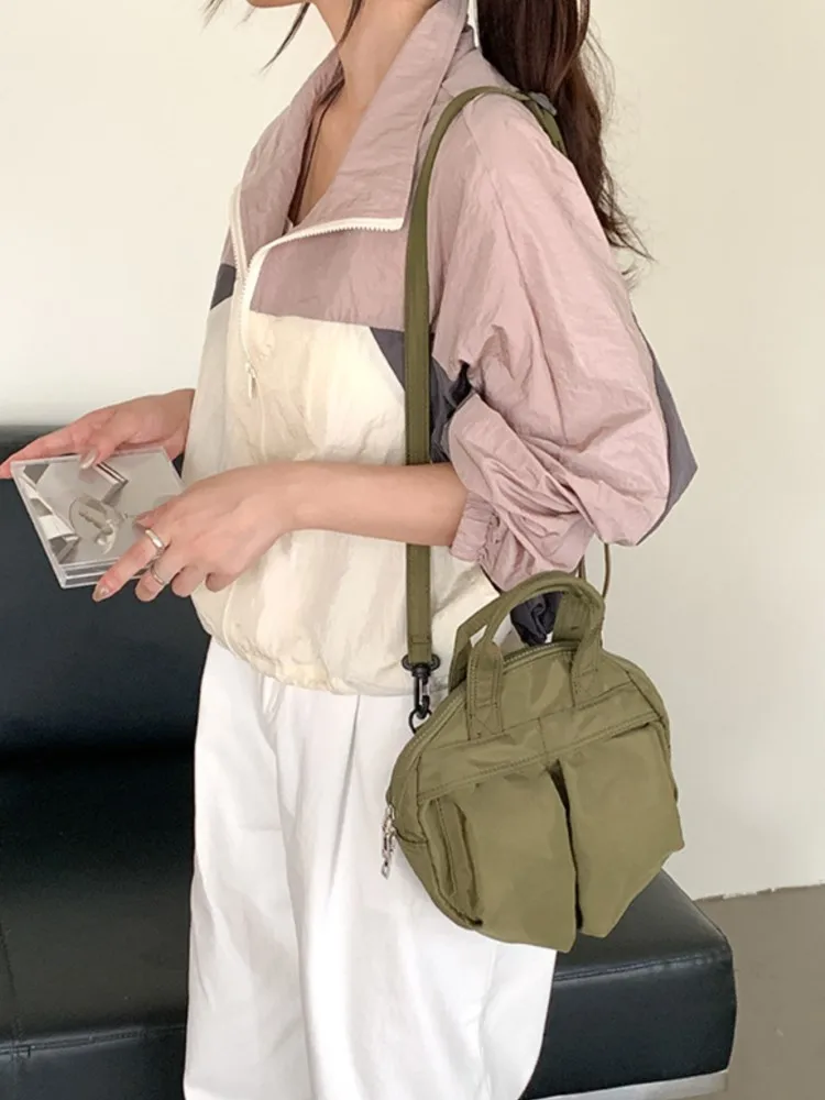 Nylon Round Cake Bag Crossbody Bags Women 2024 New Korean Casual Multiple Pockets Small Shoulder Bags Fashion Travel Handbag
Nylon Round Cake Bag Crossbody Bags Women 2024 New Korean Casual Multiple Pockets Small Shoulder Bags Fashion Travel Handbag