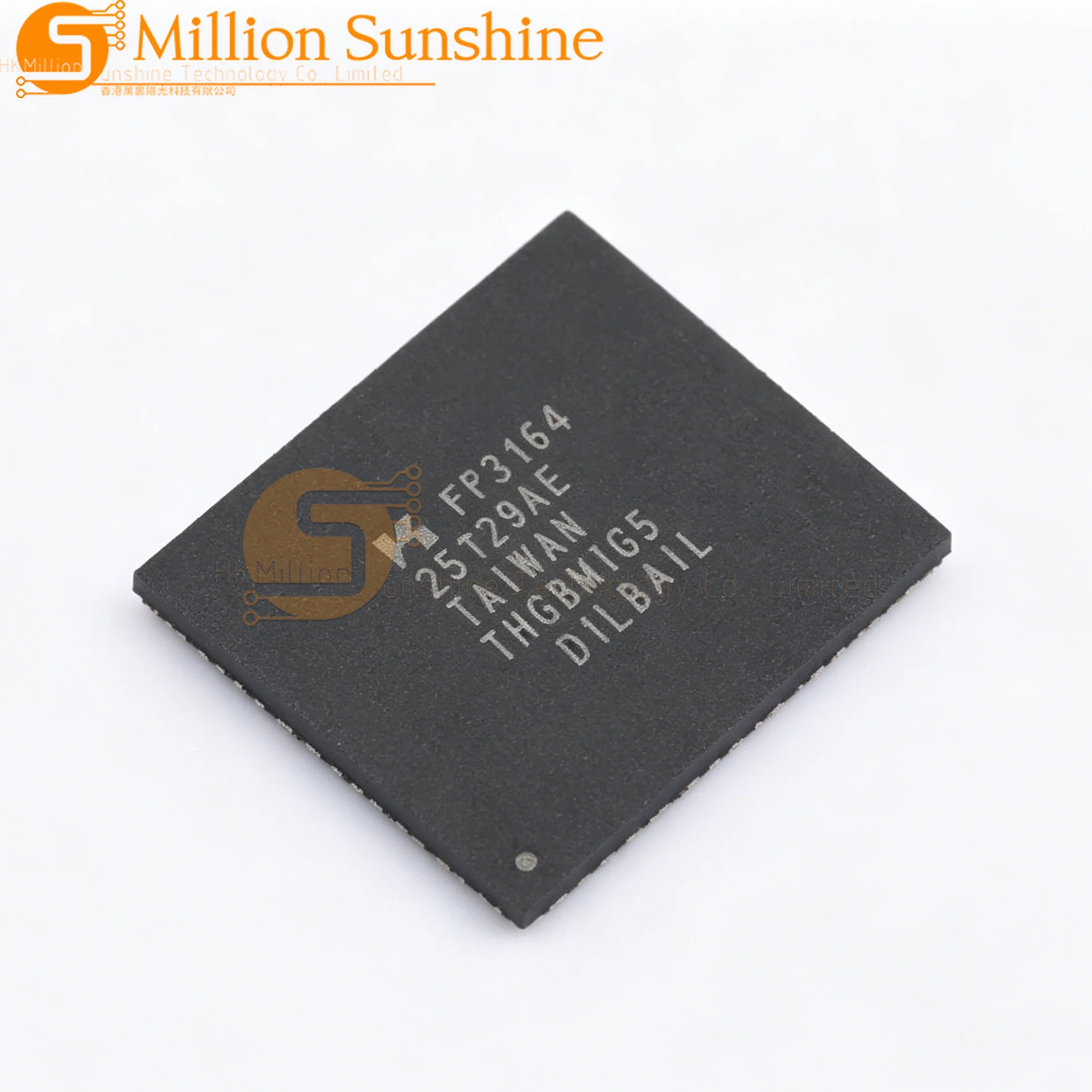 1pc THGBMTG5D1LBAIL WFBGA-153 eMMC 5.0 4GB
1pc THGBMTG5D1LBAIL WFBGA-153 eMMC 5.0 4GB