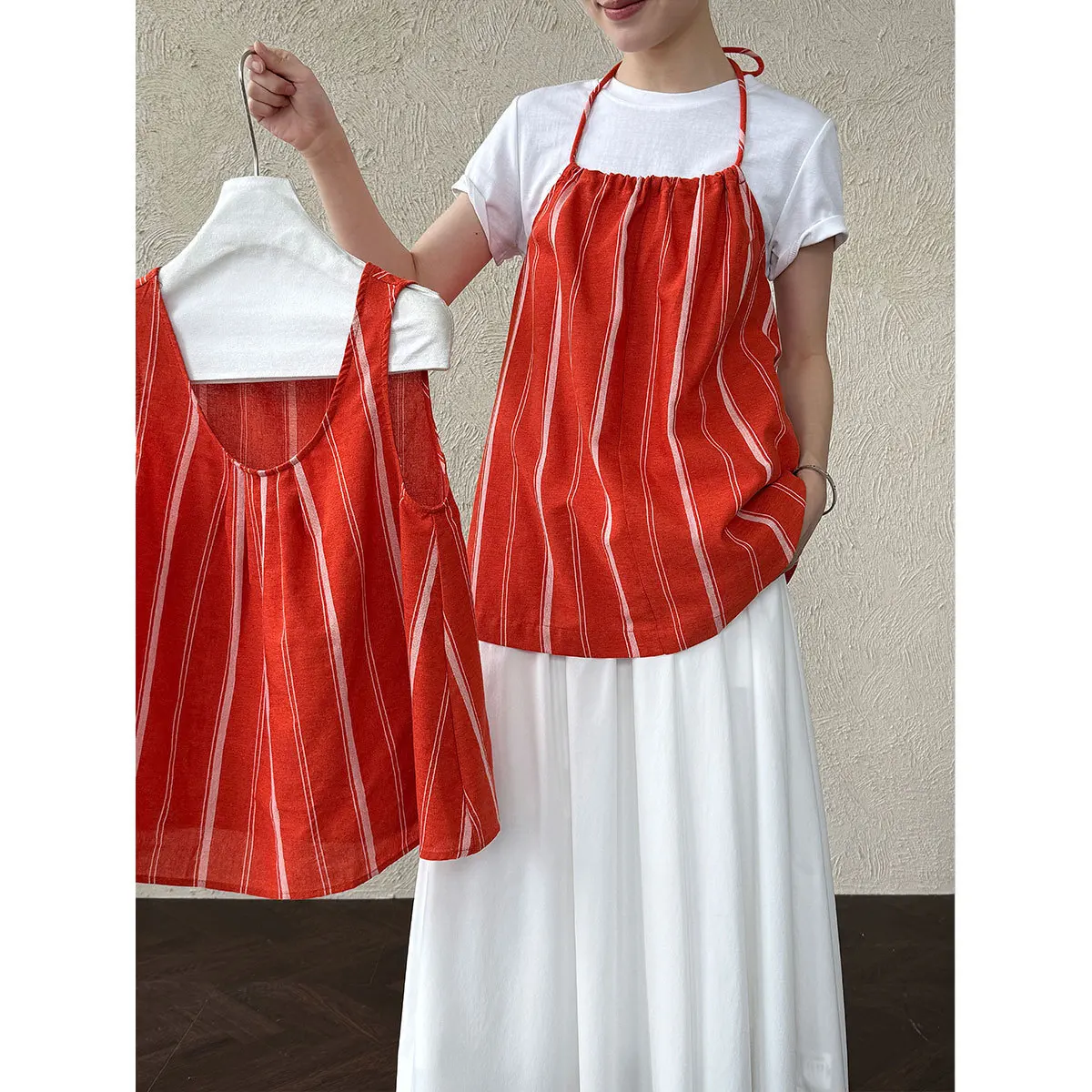 White Orange Red Striped U-neck Vest For Women Summer Color-blocking Halter Niche Sleeveless Top
White Orange Red Striped U-neck Vest For Women Summer Color-blocking Halter Niche Sleeveless Top