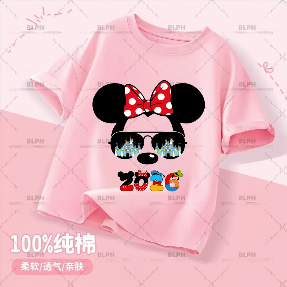 Детская футболка Disney 2026 Minnie Bow Sunglasses Castle, 100% хлопок, с мультяшным рисунком, для девочек 2-14 лет, подарок для отдыха в тематическом парке
Детская футболка Disney 2026 Minnie Bow Sunglasses Castle, 100% хлопок, с мультяшным рисунком, для девочек 2-14 лет, подарок для отдыха в тематическом парке