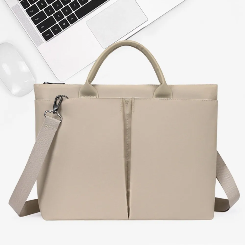 15.6inch Portable Laptop Bags with Handle Lightweight Laptop Handbag Shoulder Strap Solid Color Notebook Sleeve Bag Office Use 
15.6inch Portable Laptop Bags with Handle Lightweight Laptop Handbag Shoulder Strap Solid Color Notebook Sleeve Bag Office Use