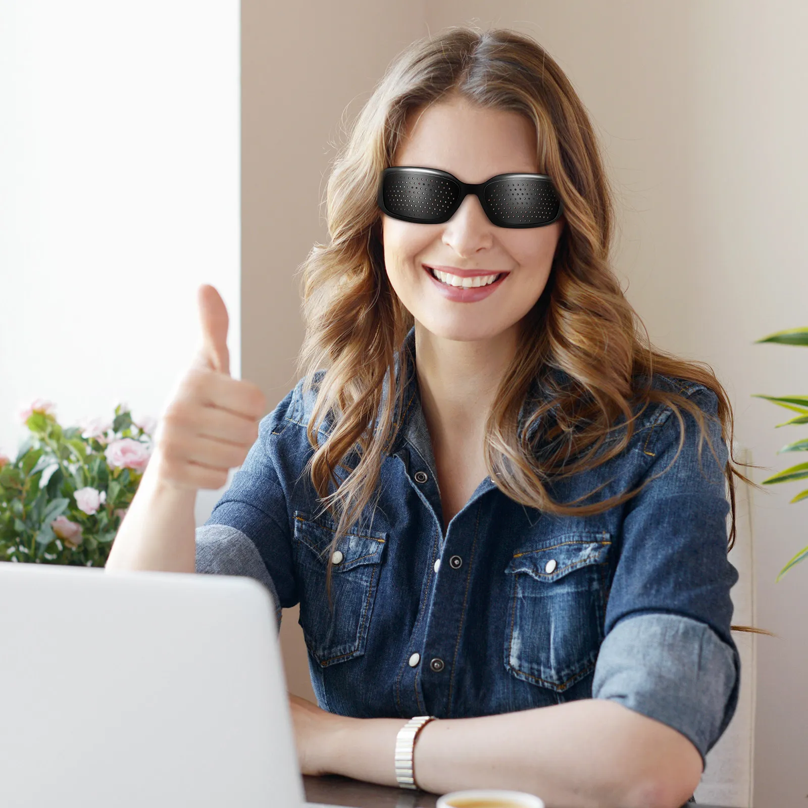 Очки-анаглазы (2 шт.) из высококачественного поликарбоната: средство для защиты глаз от усталости при близорукости, дальнозоркости, астигматизме
Очки-анаглазы (2 шт.) из высококачественного поликарбоната: средство для защиты глаз от усталости при близорукости, дальнозоркости, астигматизме