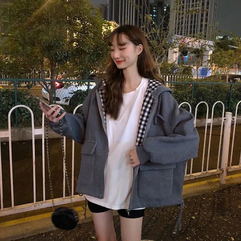 Autumn Winter New Ins Sweatshirt Jacket for Female Students Korean Style Trendy Loose Versatile Hooded Thickened Women Top
Autumn Winter New Ins Sweatshirt Jacket for Female Students Korean Style Trendy Loose Versatile Hooded Thickened Women Top