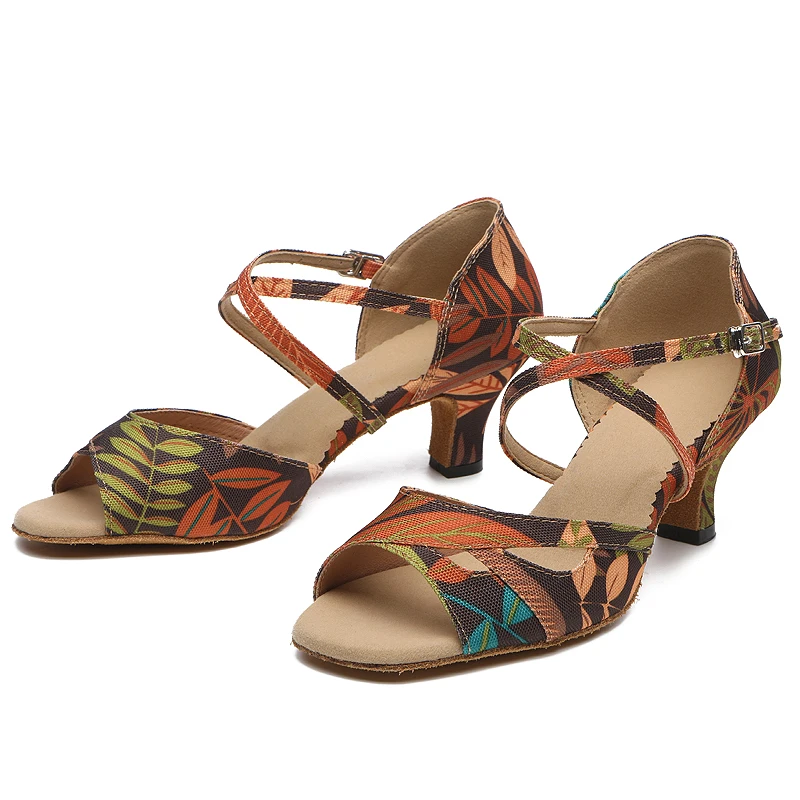 Latin Dance Shoes Women Jazz Shoes Latin Ballroom Dance Shoes Sneakers Girl Tango Party Shoes 7.5cm Colorful T-strap
Latin Dance Shoes Women Jazz Shoes Latin Ballroom Dance Shoes Sneakers Girl Tango Party Shoes 7.5cm Colorful T-strap