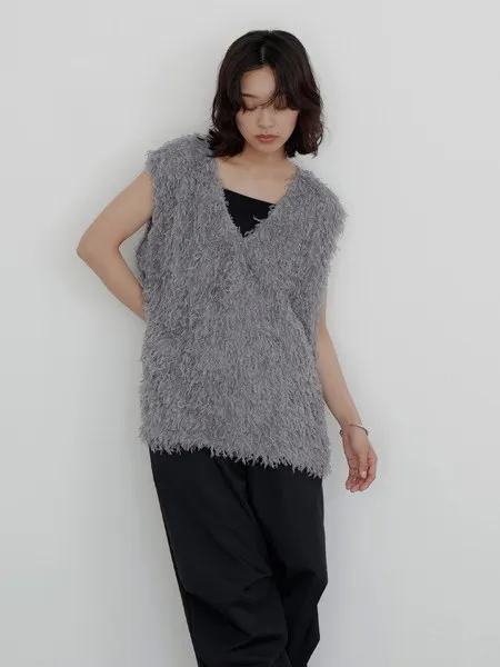 Весна-лето, новый жилет с мягкими кисточками и v-образным вырезом, топ, женская модная многослойная одежда, весна 2025, жилет V-Ne
Весна-лето, новый жилет с мягкими кисточками и v-образным вырезом, топ, женская модная многослойная одежда, весна 2025, жилет V-Ne