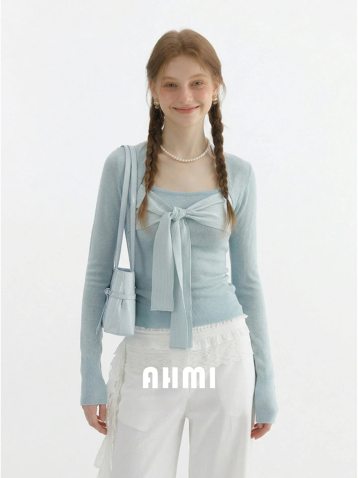 AHMI Korean Sle Girl's Faion Square Collar T-irt Women's Slim Fit Long Sve Top Spring New Sle Beautiful Base irt
AHMI Korean Sle Girl's Faion Square Collar T-irt Women's Slim Fit Long Sve Top Spring New Sle Beautiful Base irt