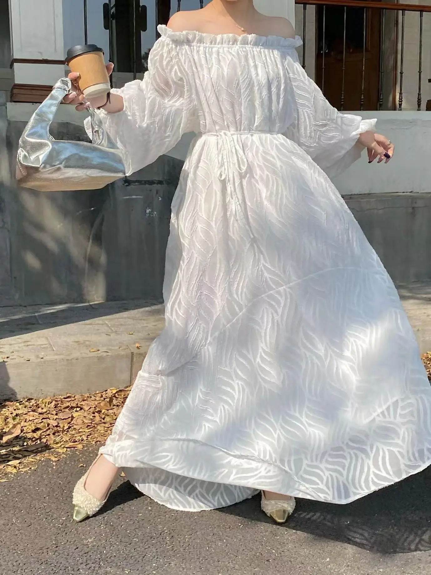 Женское свободное длинное платье с плиссировкой, на одно плечо, с рукавами-фонариками, в стиле рубашки, весна-осень, модное, из полиэстера
Женское свободное длинное платье с плиссировкой, на одно плечо, с рукавами-фонариками, в стиле рубашки, весна-осень, модное, из полиэстера