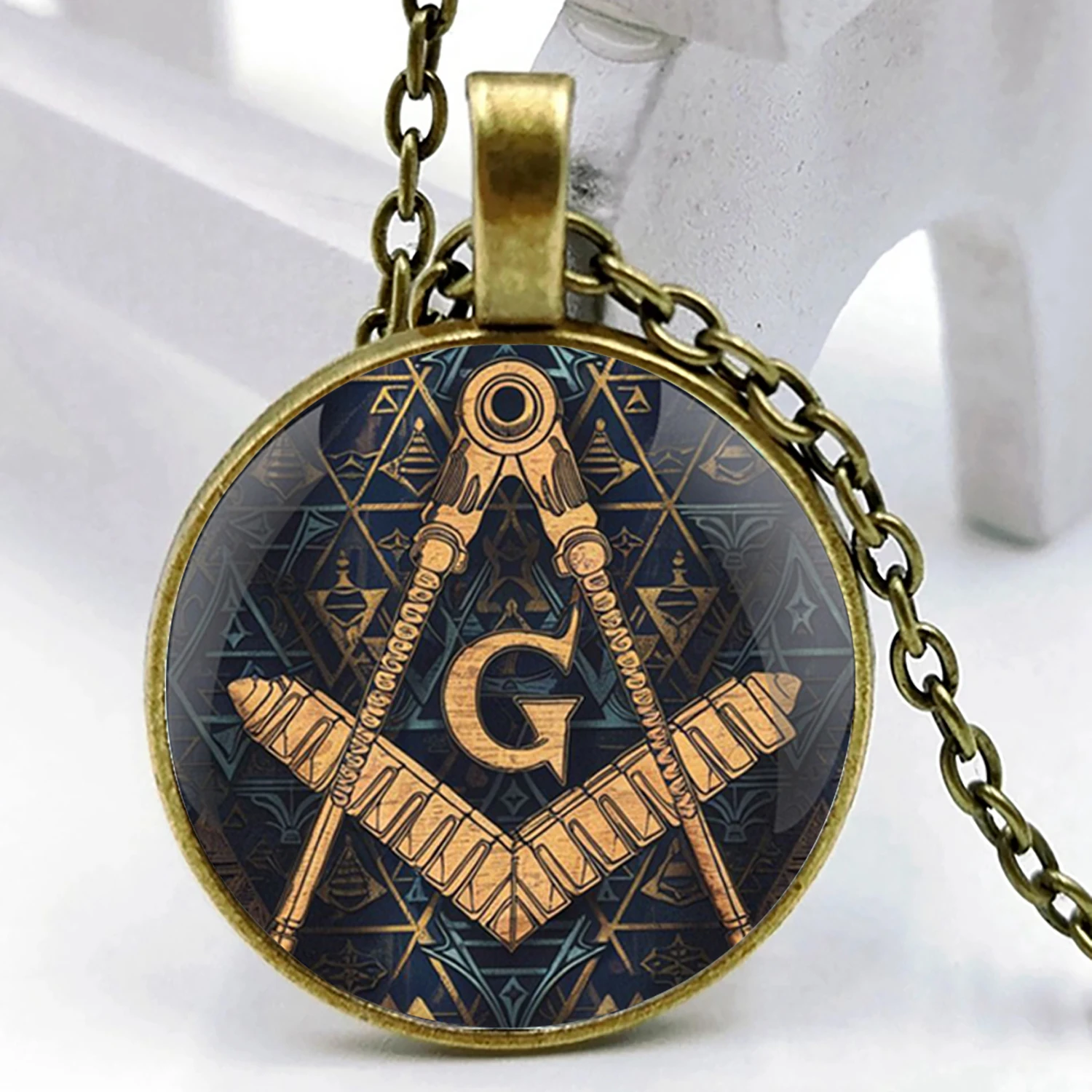 Masonic Square and Compas G Design Fashion Pendant Necklace Pendants Glass Dome Jewelry Necklace Pendant Personality Gift
Masonic Square and Compas G Design Fashion Pendant Necklace Pendants Glass Dome Jewelry Necklace Pendant Personality Gift
