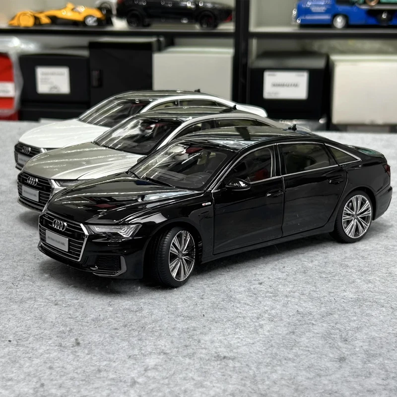 OEM Diecast model 1:18 2019 A6L car alloy car model gift collection display ornaments for friends and relatives
OEM Diecast model 1:18 2019 A6L car alloy car model gift collection display ornaments for friends and relatives