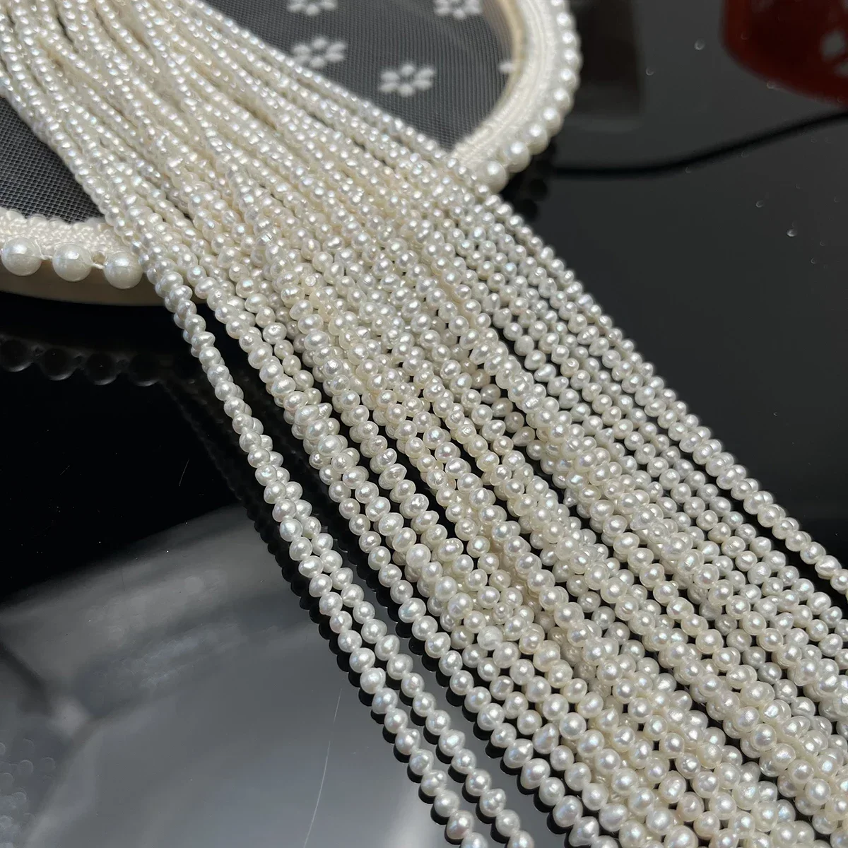 Natural Freshwater Pearls 3-4mm AA White Round Small Beads for Jewelry Making DIY Necklace Bracelet Accessories Gift Christmas
Natural Freshwater Pearls 3-4mm AA White Round Small Beads for Jewelry Making DIY Necklace Bracelet Accessories Gift Christmas