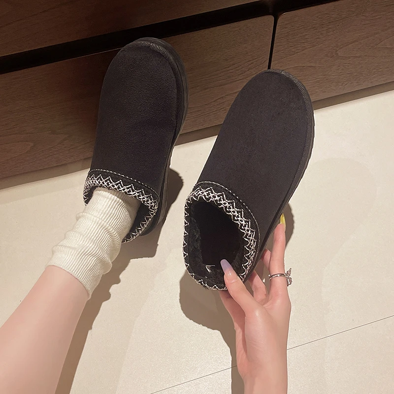 New Slipper Women's Shoes New 2024 Warm Thick Sole Plus Fleece Low Top Snow Boots Flat Warm Cotton Shoes Wool Solid Color
New Slipper Women's Shoes New 2024 Warm Thick Sole Plus Fleece Low Top Snow Boots Flat Warm Cotton Shoes Wool Solid Color
