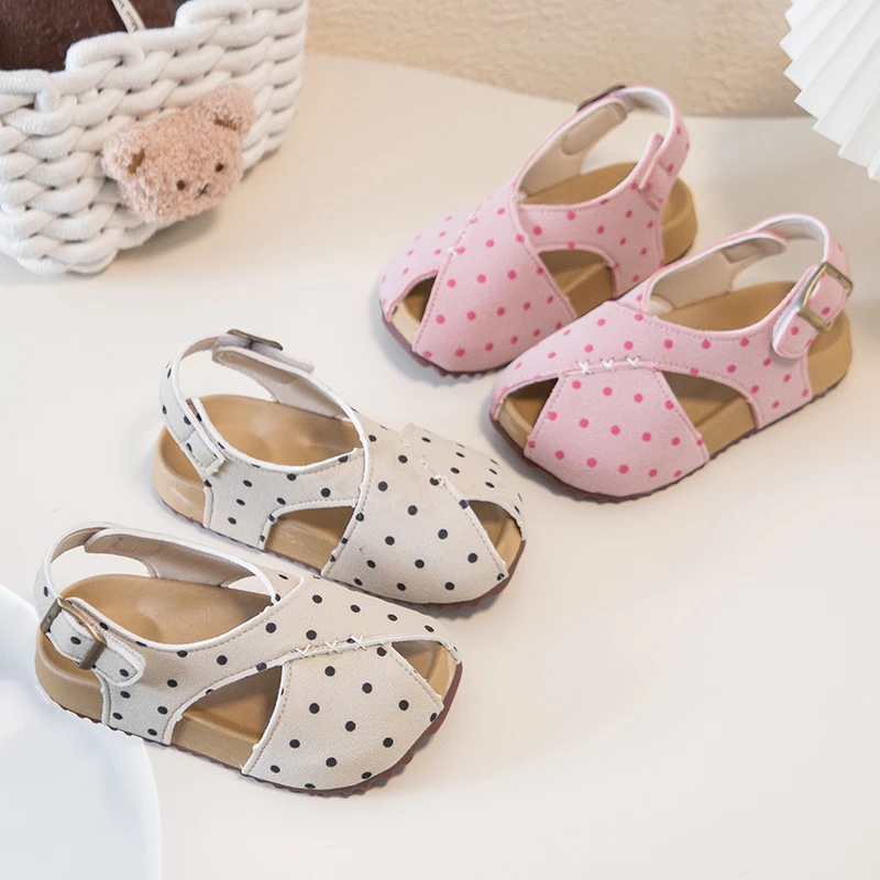 Toddler Kids Beach Shoes Summer Korean New Style Soft Bottom Cork Sandals Loafers Hook Loop Non Slip for Girls
Toddler Kids Beach Shoes Summer Korean New Style Soft Bottom Cork Sandals Loafers Hook Loop Non Slip for Girls