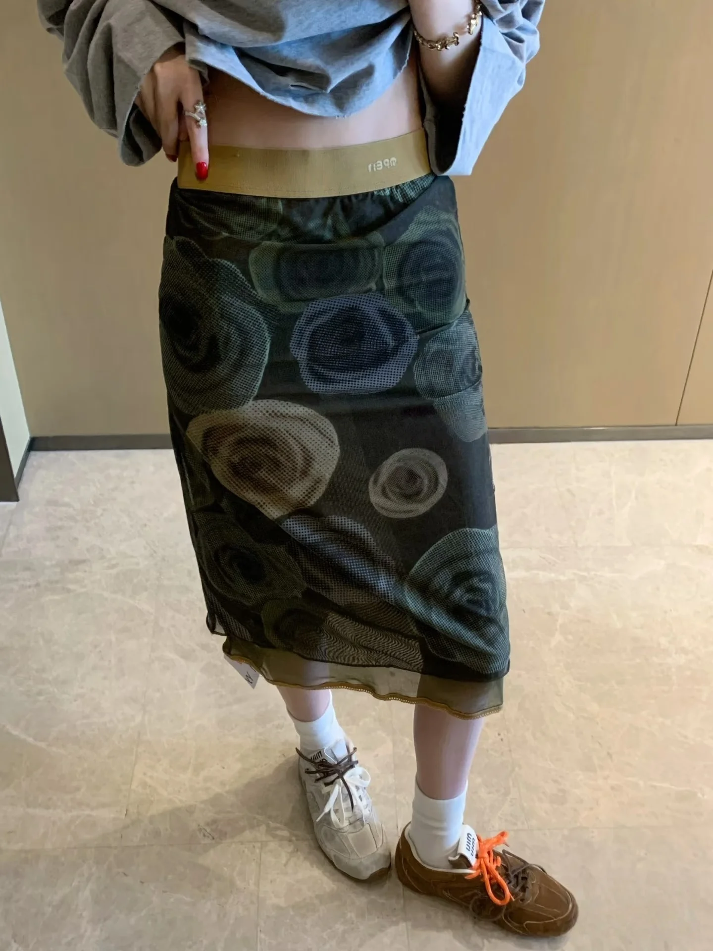 Open26 Spring Summer New Vintage Rose Print Slimming Mesh Half Skirt Women's Short Skirt Bodycon Skirt High Waist Skirt
Open26 Spring Summer New Vintage Rose Print Slimming Mesh Half Skirt Women's Short Skirt Bodycon Skirt High Waist Skirt