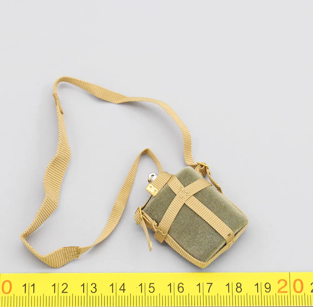 1/6 UJINDOU UD9042 The British Soldier Doll Army Machine Gunner Mini Toys Model Water Bottle Backpack Bags Accessories For 12"
1/6 UJINDOU UD9042 The British Soldier Doll Army Machine Gunner Mini Toys Model Water Bottle Backpack Bags Accessories For 12"