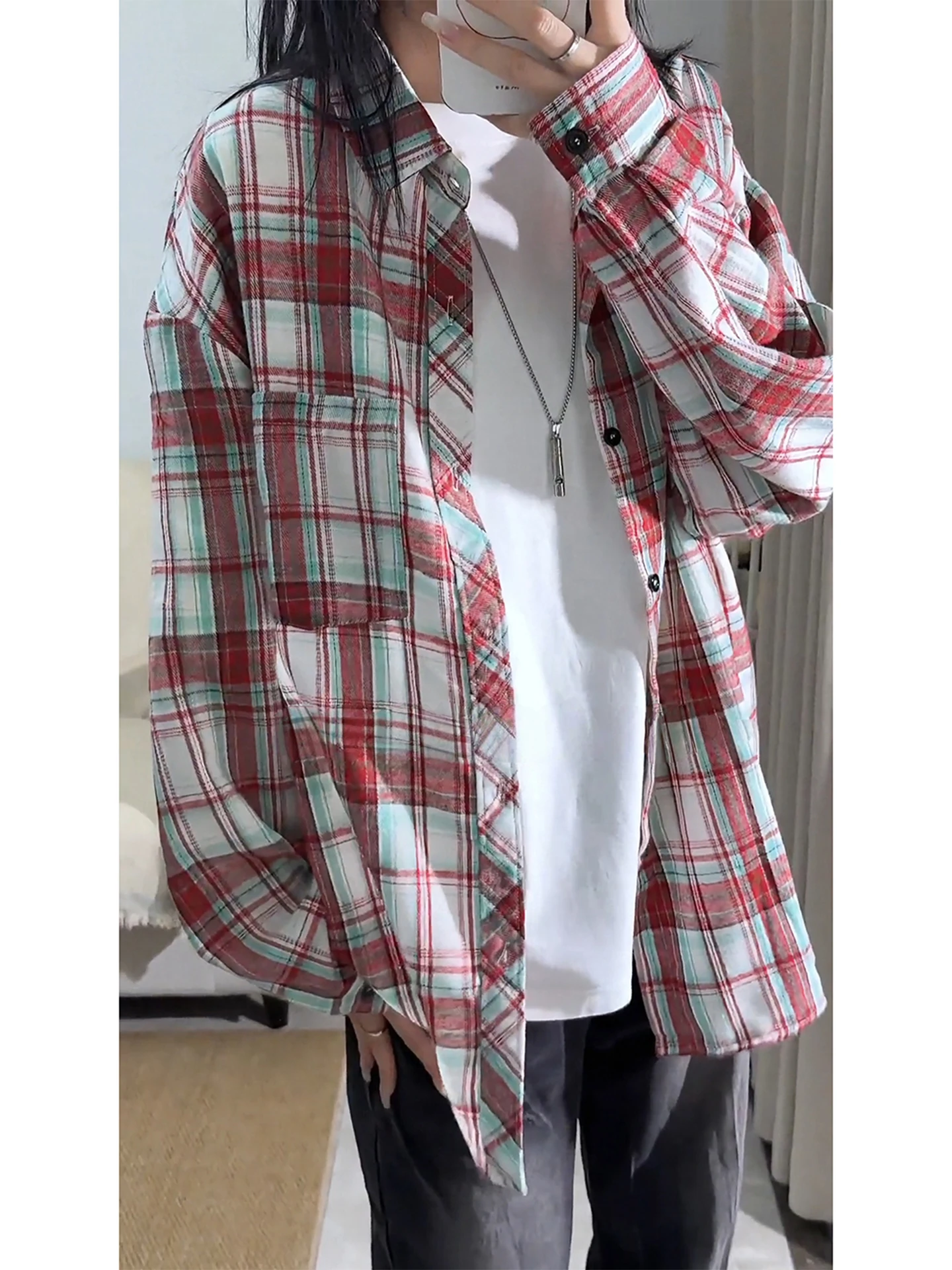 Red Plaid Long Sleeve Men's Shirt Autumn American College Style Couple's Fashion Brand Handsome High-End Feel Outerwear
Red Plaid Long Sleeve Men's Shirt Autumn American College Style Couple's Fashion Brand Handsome High-End Feel Outerwear