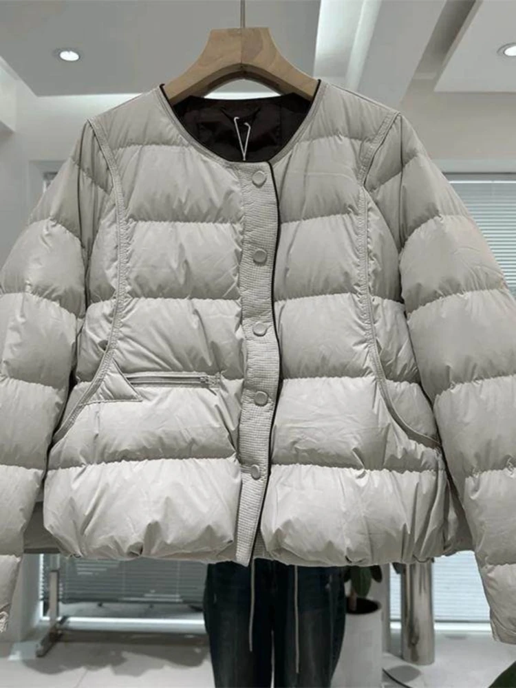 Women's Short Round Neck Puffer Coat, Minimalist Oversized Quilted Jacket, Chic Winter Fashion
Women's Short Round Neck Puffer Coat, Minimalist Oversized Quilted Jacket, Chic Winter Fashion