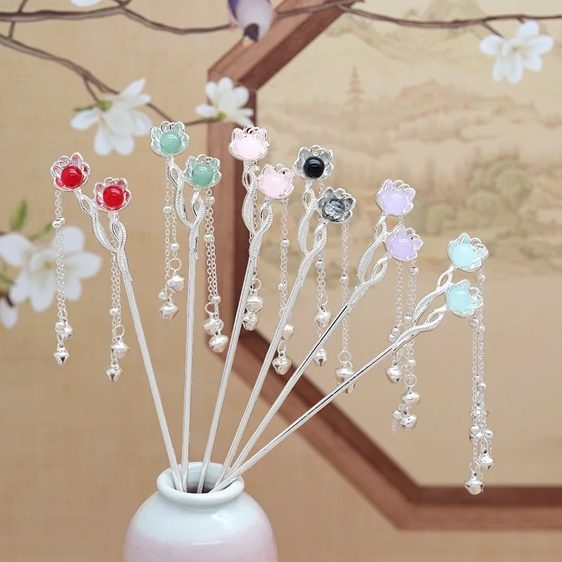Chinese Traditional Bell Tassel Flower Hairpin Retro Minimalist Hair Accessories for Women Vintage Hair Stick
Chinese Traditional Bell Tassel Flower Hairpin Retro Minimalist Hair Accessories for Women Vintage Hair Stick
