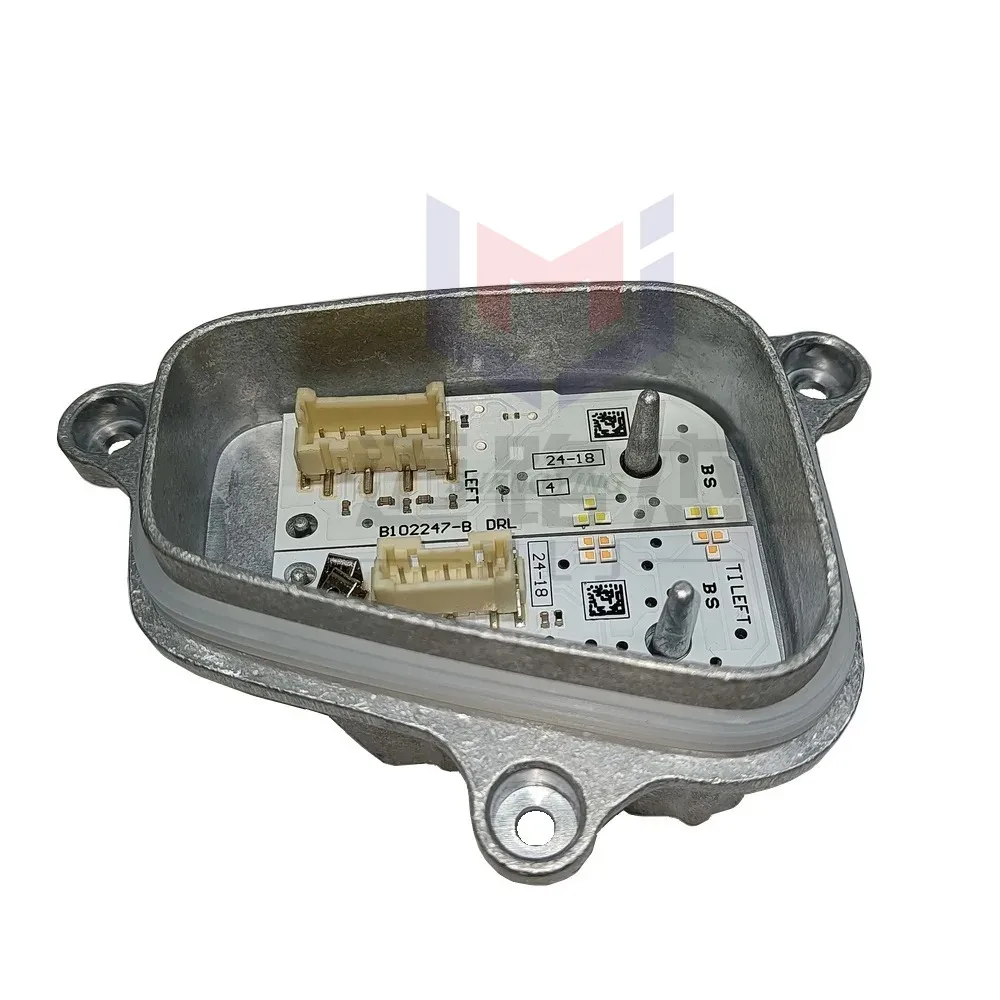 6F0941475 6F0941476 For SEAT Arona Lbiza KJ1 2018-2021 LED Turn Signal Light Daytime Running Light DRL Module Car Accessories
6F0941475 6F0941476 For SEAT Arona Lbiza KJ1 2018-2021 LED Turn Signal Light Daytime Running Light DRL Module Car Accessories