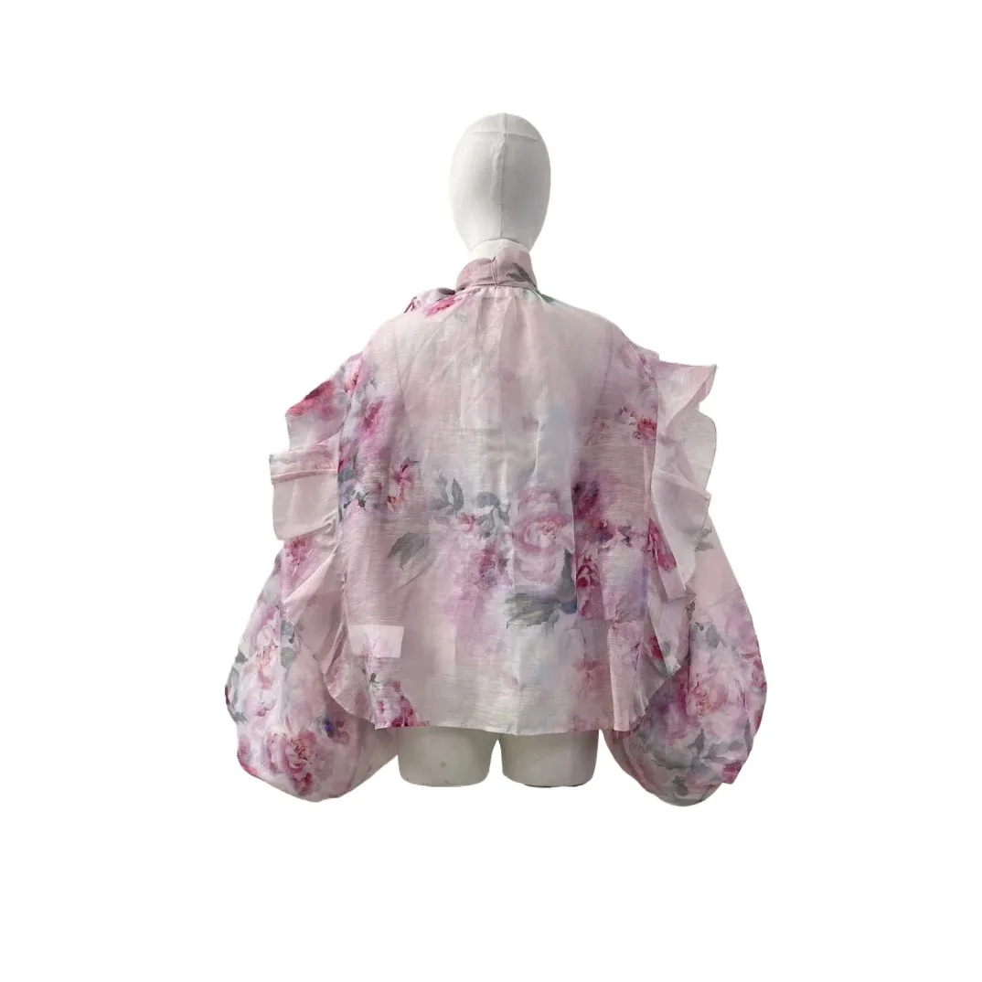 Розовый романтический женский новый комплект одежды, высококачественный комплект с цветочным принтом и оборками, бантом и бриллиантами, рукавами-фонариками, блузка и мини-юбка
Розовый романтический женский новый комплект одежды, высококачественный комплект с цветочным принтом и оборками, бантом и бриллиантами, рукавами-фонариками, блузка и мини-юбка