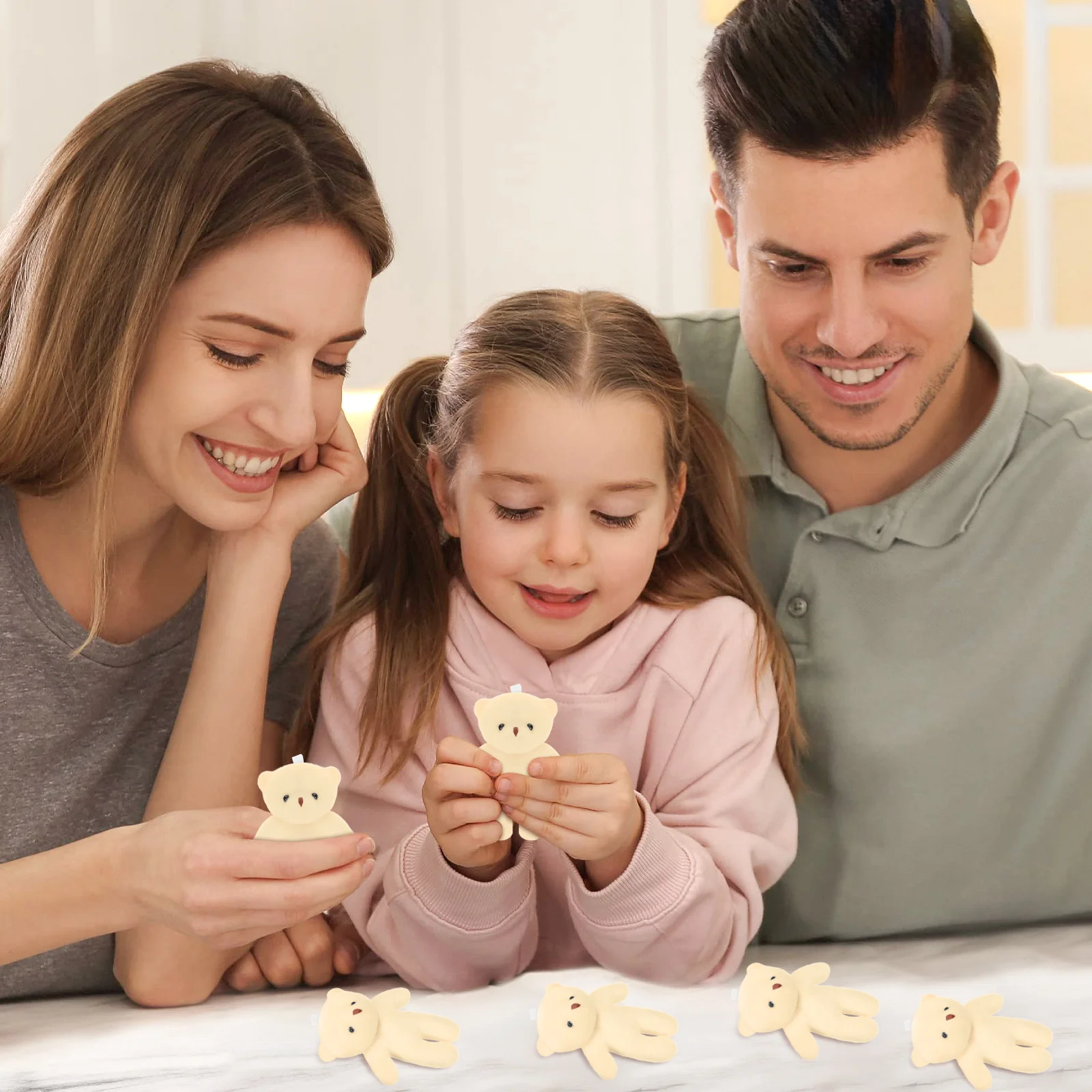 18Pcs Mini Bear Charms Sweet Design Tiny Bears for Handbag Backpack Pendant Simple Structure Removable Fashionable Bag
18Pcs Mini Bear Charms Sweet Design Tiny Bears for Handbag Backpack Pendant Simple Structure Removable Fashionable Bag