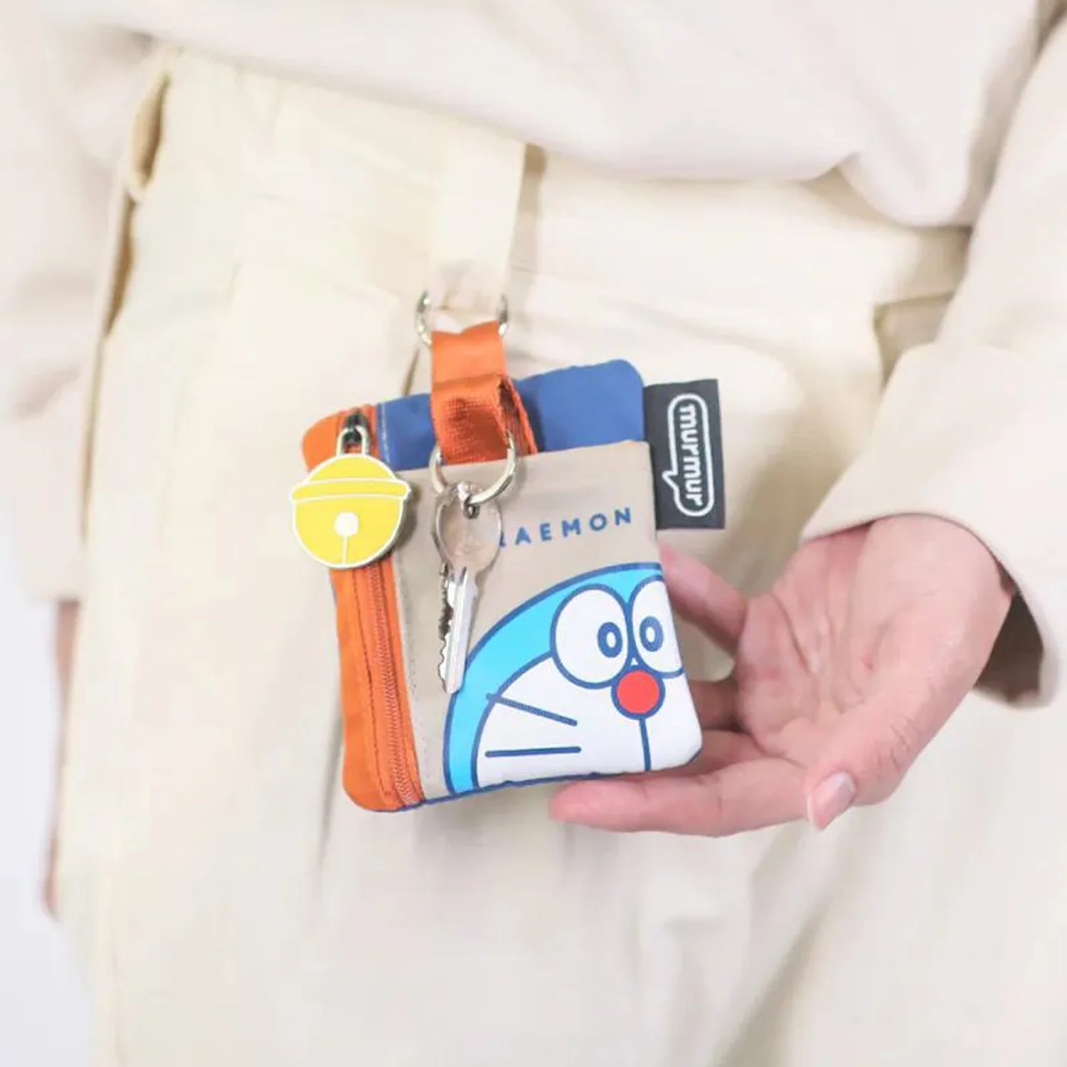 Little Dingdang Cat Bag Pendant Key Pendant Storage Card Set Change ID Hanging Decoration Bag Gift for Girlfriend
Little Dingdang Cat Bag Pendant Key Pendant Storage Card Set Change ID Hanging Decoration Bag Gift for Girlfriend