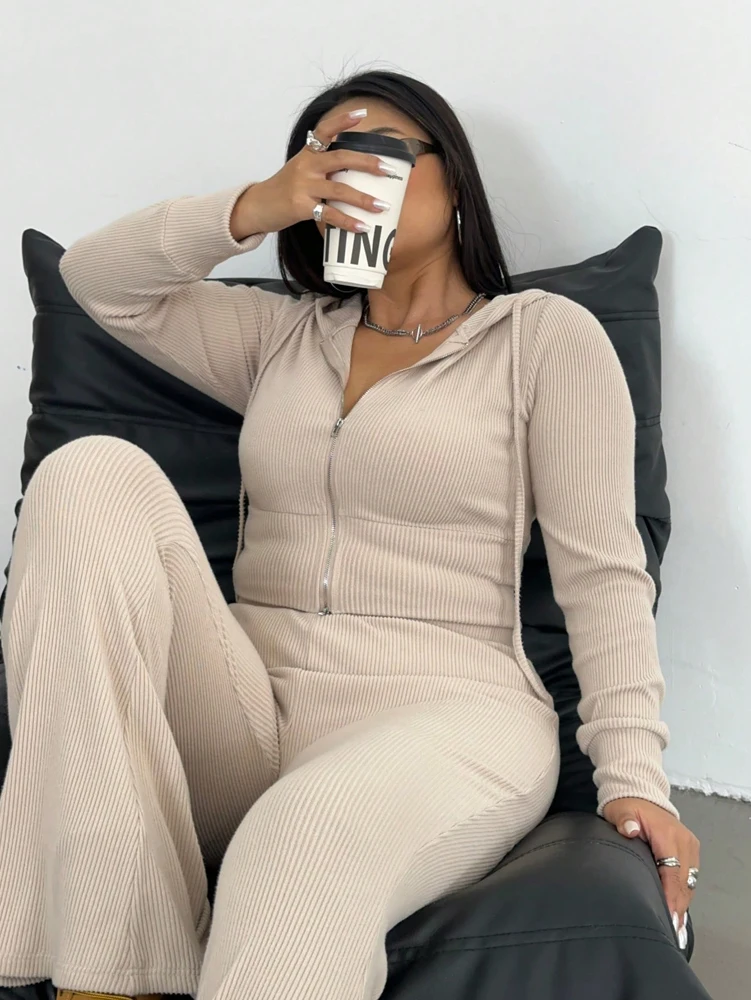 Plus Size Spring Simple Long Sleeve Hooded Top Slim Slim Micro Pants Casual Two Piece Set Casual Commuter
Plus Size Spring Simple Long Sleeve Hooded Top Slim Slim Micro Pants Casual Two Piece Set Casual Commuter
