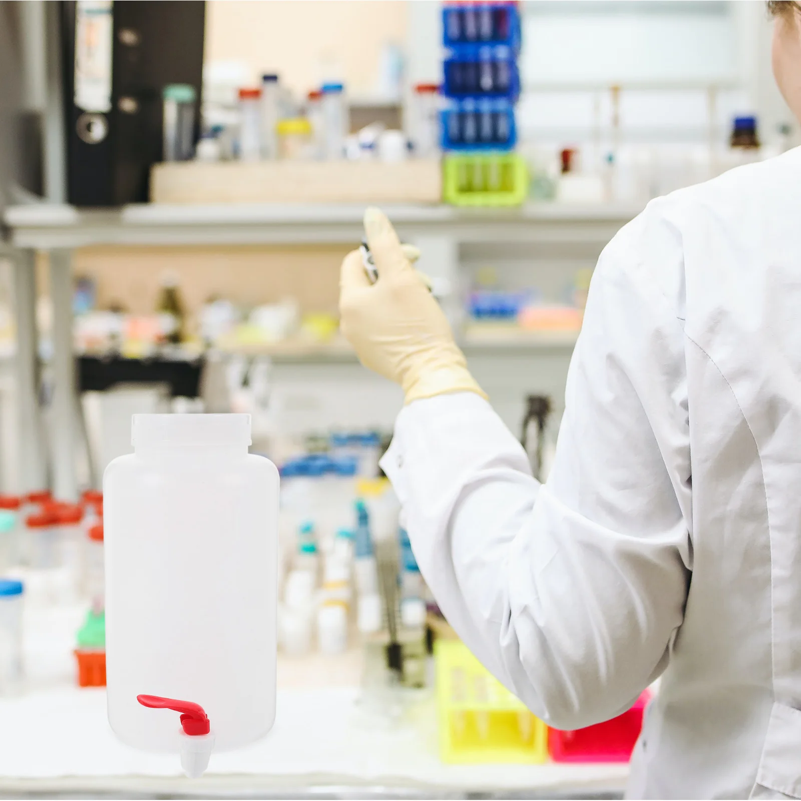 BUGUUYO 2500ml Transparent Spigot Dispenser Bottle Leakproof Reagent Jug for Laboratory Water Storage and Safe Dispensing
BUGUUYO 2500ml Transparent Spigot Dispenser Bottle Leakproof Reagent Jug for Laboratory Water Storage and Safe Dispensing