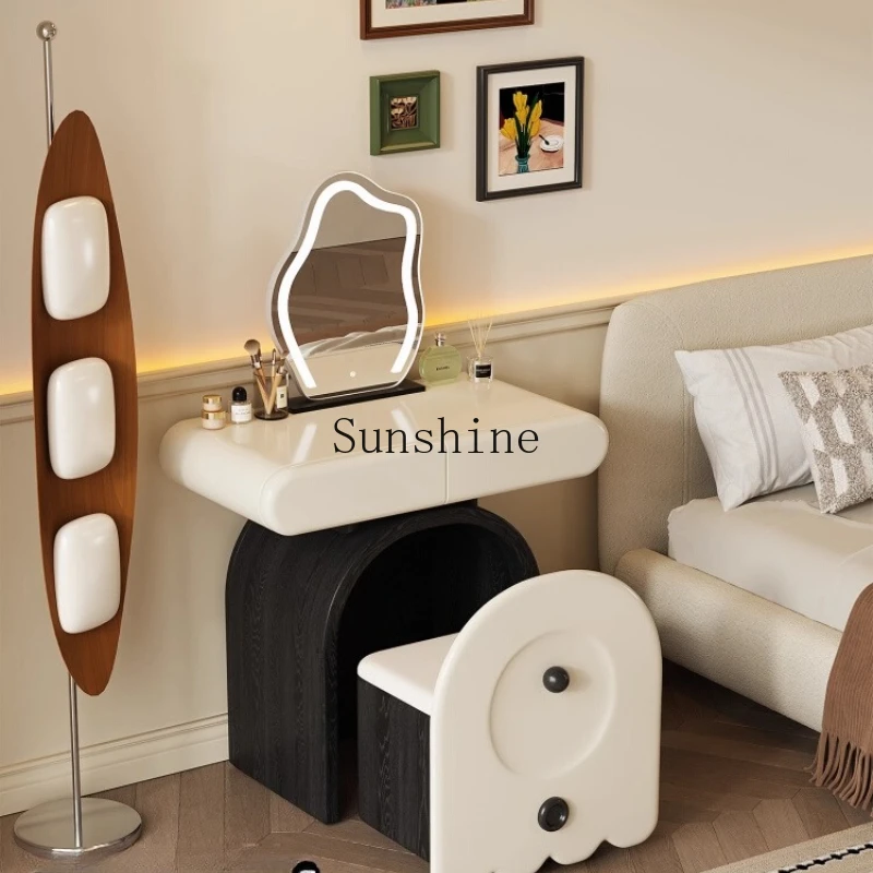 Cream wind small apartment dresser bedroom premium solid wood mini cosmetic cabinet
Cream wind small apartment dresser bedroom premium solid wood mini cosmetic cabinet