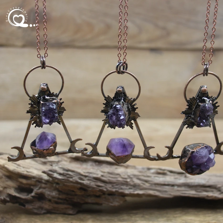 Raw Amethyst Druzy Triangle Pendants Antique Copper Necklace Soldered Bronze Hoop Quartz Geode Charms Men Vintage Jewelry QC3366
Raw Amethyst Druzy Triangle Pendants Antique Copper Necklace Soldered Bronze Hoop Quartz Geode Charms Men Vintage Jewelry QC3366