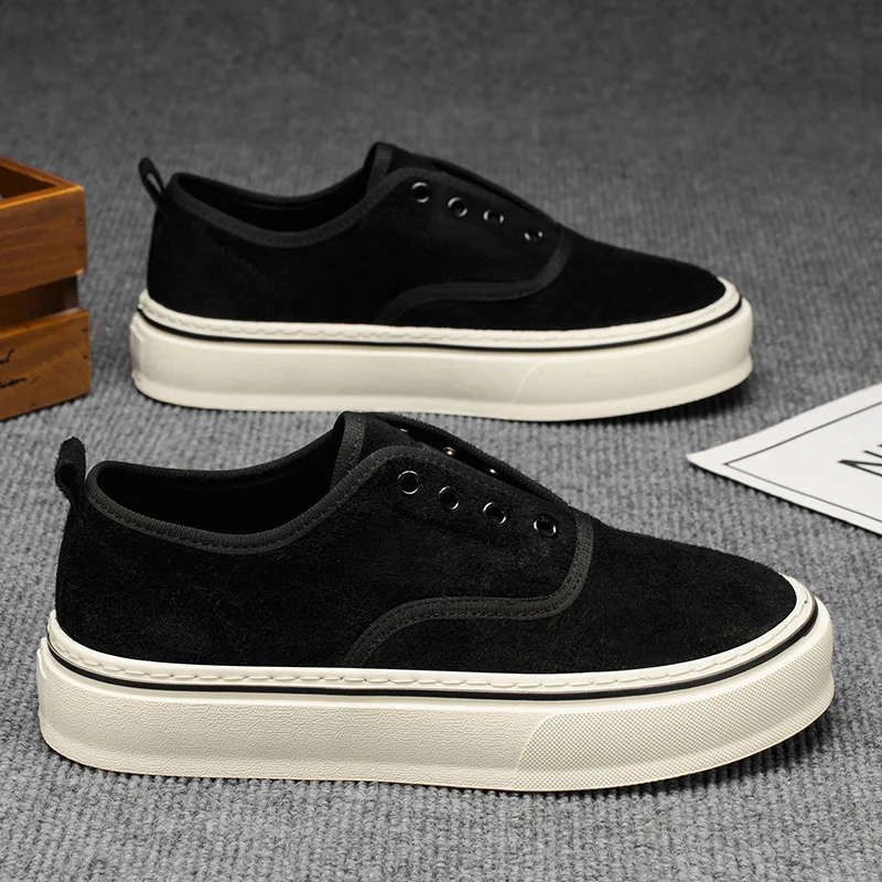 Men's Suede Casual Sneakers with Retro Design - Comfortable Lace-Up Shoes for Daily & Outdoor Style Trendy Footwear Sneakers Men
Men's Suede Casual Sneakers with Retro Design - Comfortable Lace-Up Shoes for Daily & Outdoor Style Trendy Footwear Sneakers Men