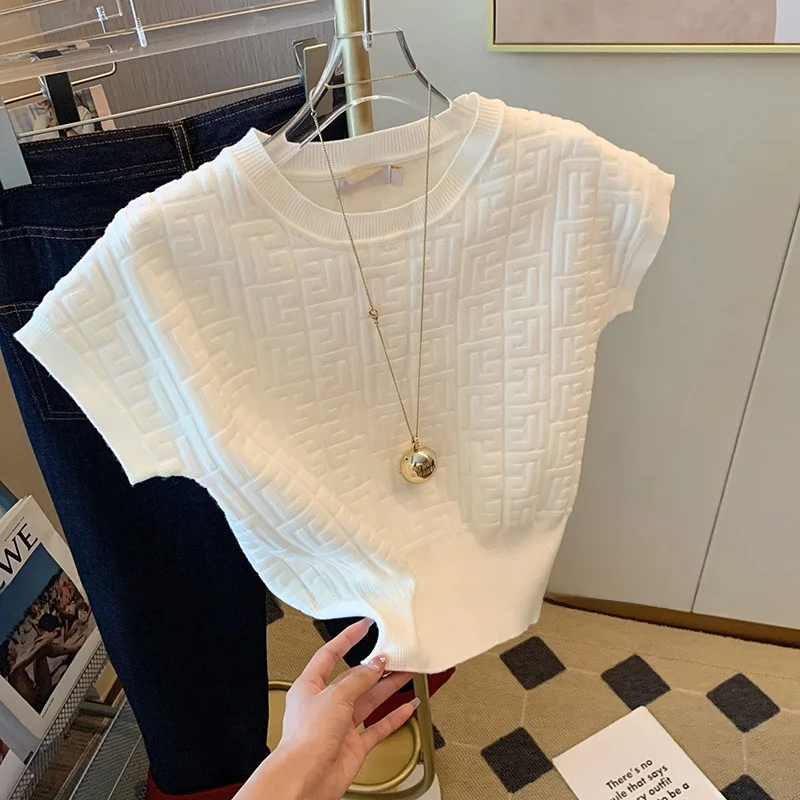 Summer New Style Women's Knitted Short Sleeve Top Luxury Feelings Chop Label Little Fragrance Style Fashionable Sleeveless Top
Summer New Style Women's Knitted Short Sleeve Top Luxury Feelings Chop Label Little Fragrance Style Fashionable Sleeveless Top