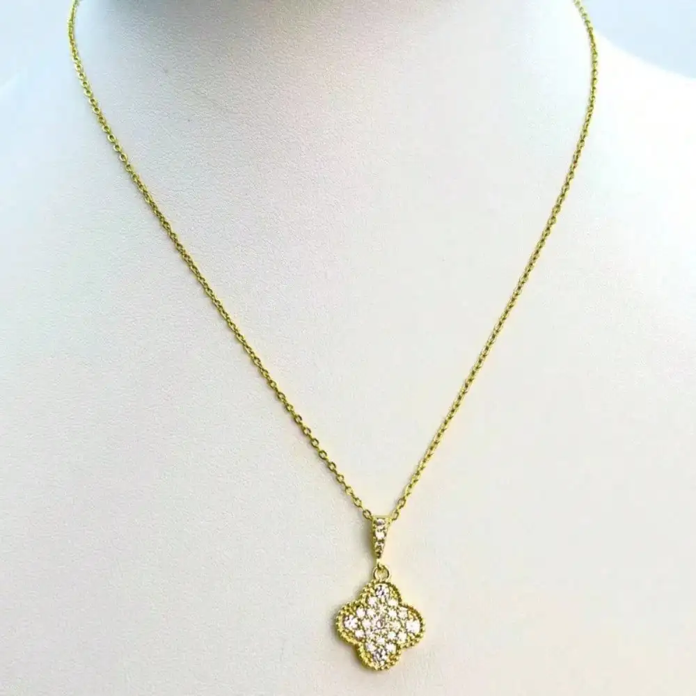 High-End Retro Heavy Craft Luxury Jewelry, Stylish Four-Leaf Clover Full Diamond Pendant Necklace, Women's Clavicle Chain Necklace
High-End Retro Heavy Craft Luxury Jewelry, Stylish Four-Leaf Clover Full Diamond Pendant Necklace, Women's Clavicle Chain Necklace