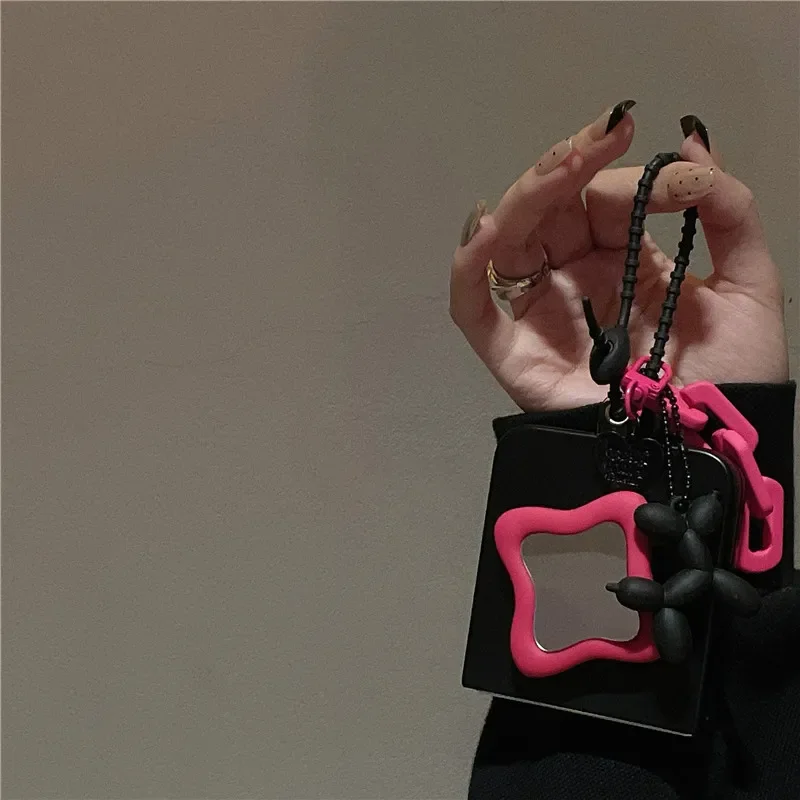 flip6 case cooling red frame mirror bracket case For Samsung Z Flip 6/5/4/Xiaomi Mix Flip Anti Drop Black Protection Cover
flip6 case cooling red frame mirror bracket case For Samsung Z Flip 6/5/4/Xiaomi Mix Flip Anti Drop Black Protection Cover 