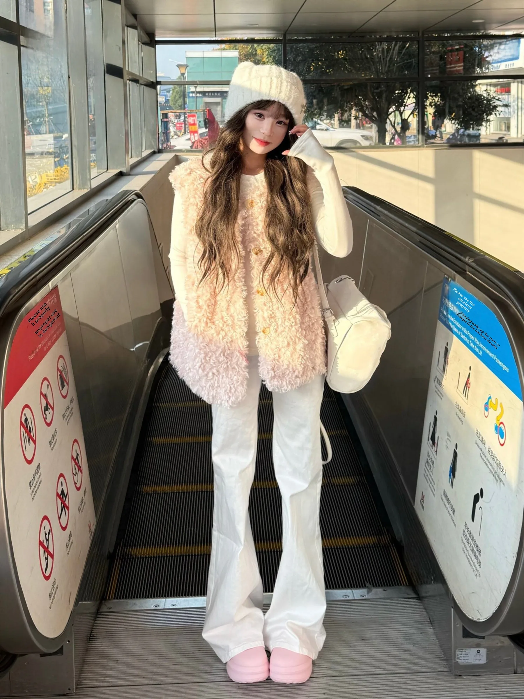 High Waist Bell Bottom Jeans Women's Loose Slimming Light Beige Summer Wide Leg Flared Pants Casual American Style Denim Skin...
High Waist Bell Bottom Jeans Women's Loose Slimming Light Beige Summer Wide Leg Flared Pants Casual American Style Denim Skin...