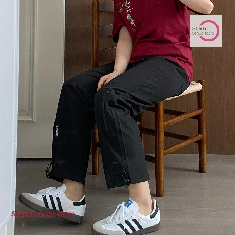 Korean-style solid color casual wind-proof waterproof pants women's summer and autumn tooling drawstring straight loose overalls
Korean-style solid color casual wind-proof waterproof pants women's summer and autumn tooling drawstring straight loose overalls