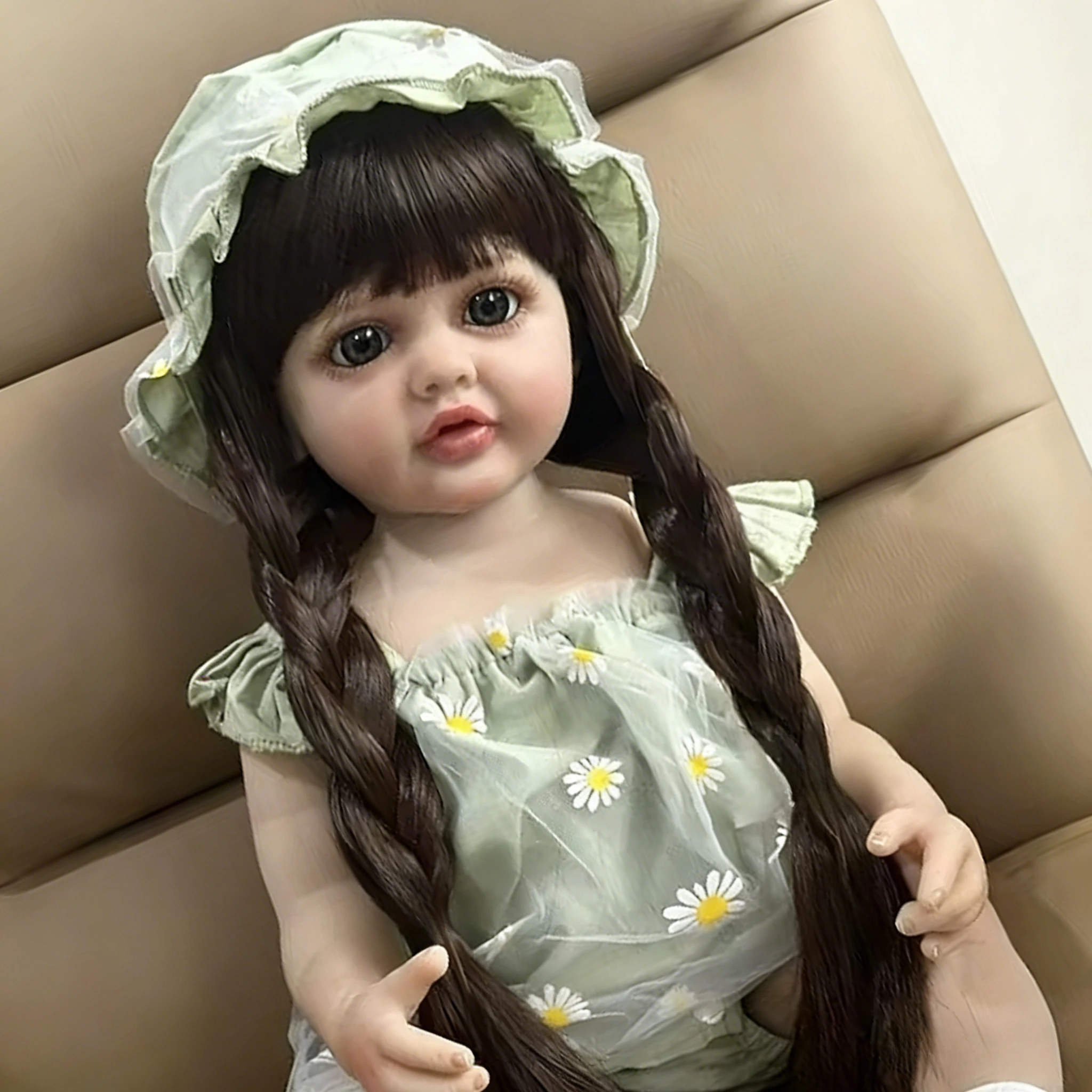 BZDOLL 55cm Vinyl Full Body Reborn Baby 22inch Dress Up Birthday Gift Bath Toy Long Hair Princess Doll with Bottle & Pacifier
BZDOLL 55cm Vinyl Full Body Reborn Baby 22inch Dress Up Birthday Gift Bath Toy Long Hair Princess Doll with Bottle & Pacifier