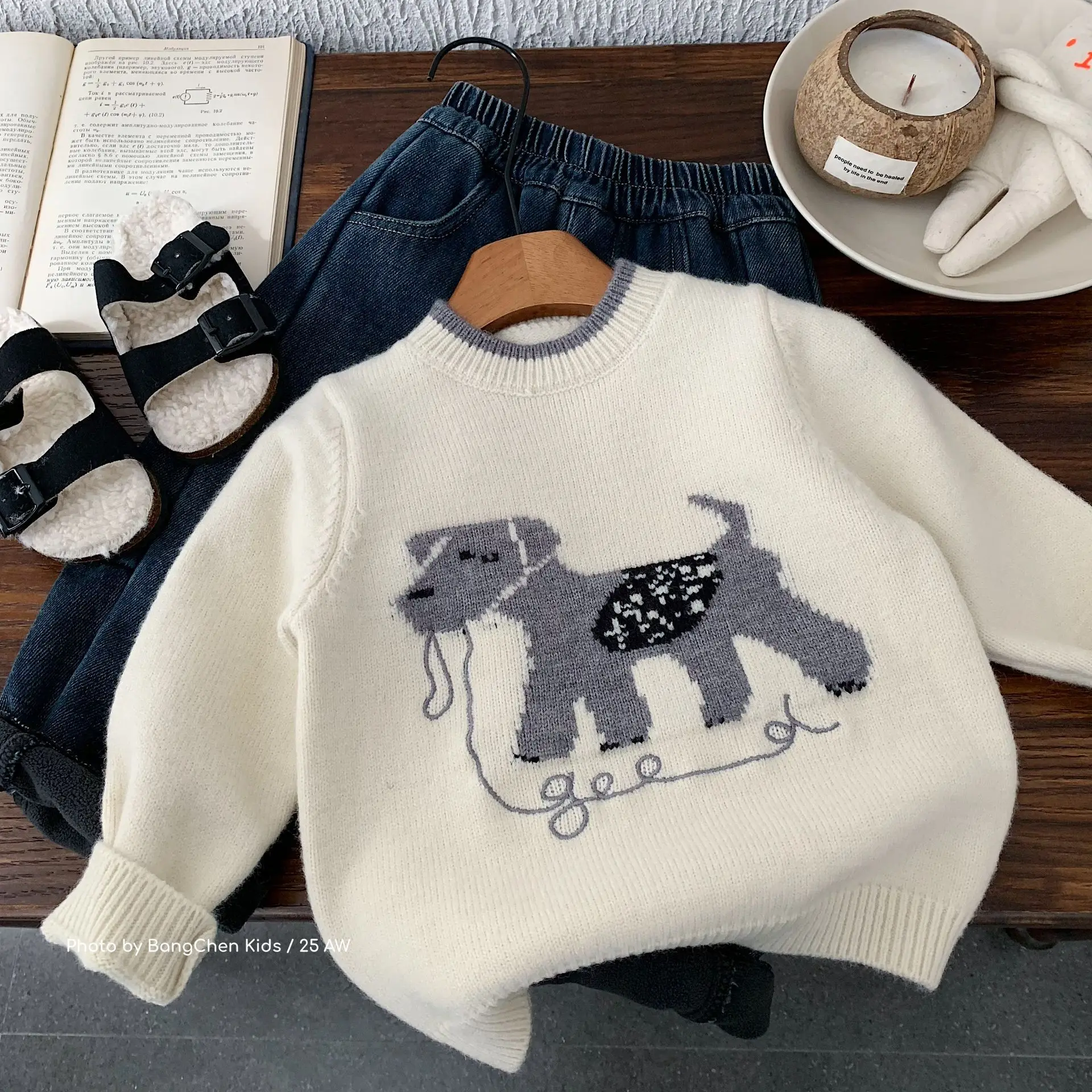 Детский свитер для мальчиков от 3 до 8 лет, зимний утепленный свитер с мультяшной вышивкой для маленьких мальчиков, пуловеры, топы, повседневный вязаный кардиган для маленьких девочек
Детский свитер для мальчиков от 3 до 8 лет, зимний утепленный свитер с мультяшной вышивкой для маленьких мальчиков, пуловеры, топы, повседневный вязаный кардиган для маленьких девочек