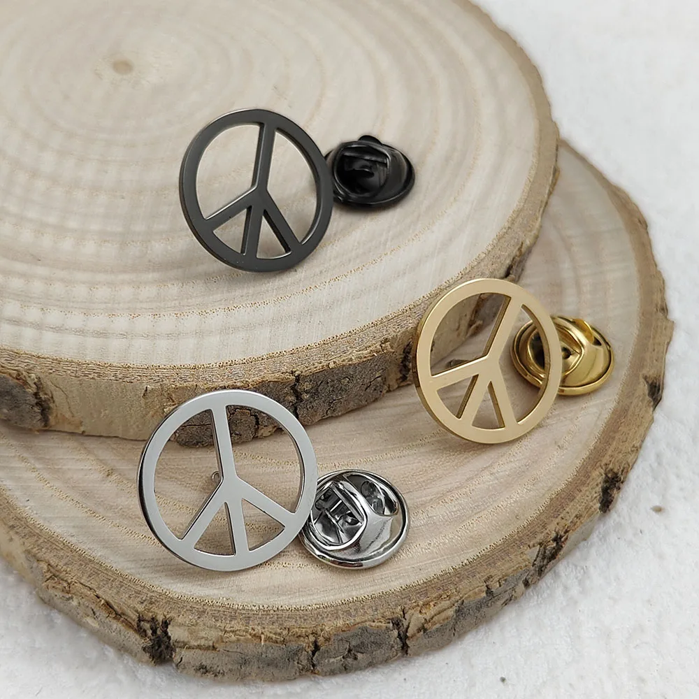 New Peace sign lapel pins, stylish stainless steel badges, retro style brooch suit accessories, suitable for party wear
New Peace sign lapel pins, stylish stainless steel badges, retro style brooch suit accessories, suitable for party wear