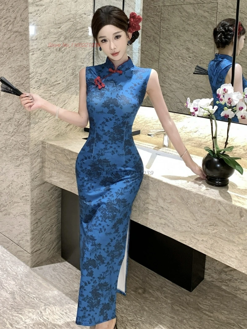Китайское сексуальное платье 2025 года, улучшенное Cheongsam без рукавов с национальным цветочным принтом, платье Ципао для ночного клуба, банкетное вечернее платье, платье
Китайское сексуальное платье 2025 года, улучшенное Cheongsam без рукавов с национальным цветочным принтом, платье Ципао для ночного клуба, банкетное вечернее платье, платье