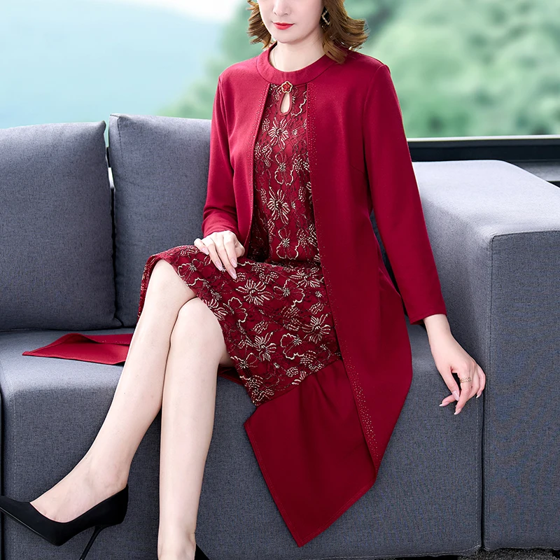 2023 Autumn/Winter Silk Flower Print Long Sleeve Dress Women's Mom's Dress Qipao Dress Loose Large O-Neck Knee Length Dress
2023 Autumn/Winter Silk Flower Print Long Sleeve Dress Women's Mom's Dress Qipao Dress Loose Large O-Neck Knee Length Dress