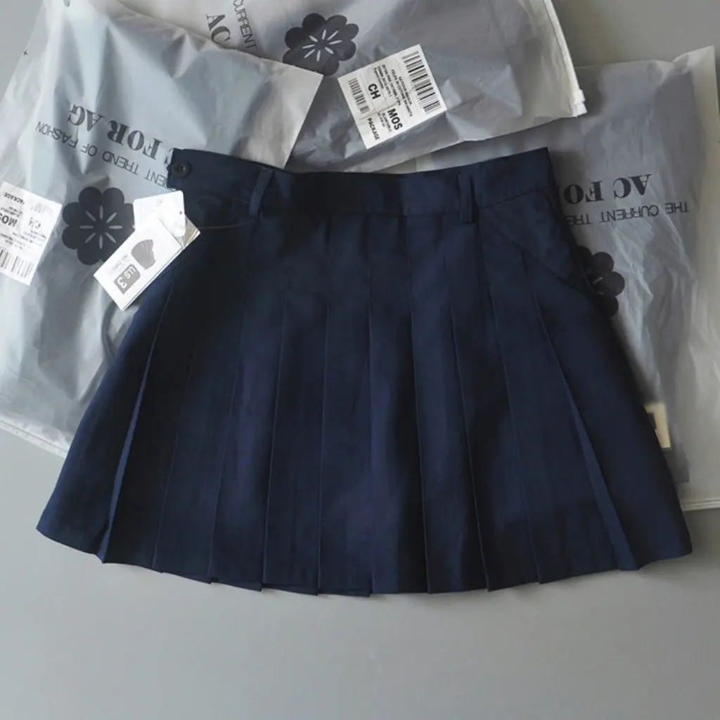 High-Waist Pleated Short Skirt for Women European And American Street-Style A-Line Slimming Design
High-Waist Pleated Short Skirt for Women European And American Street-Style A-Line Slimming Design