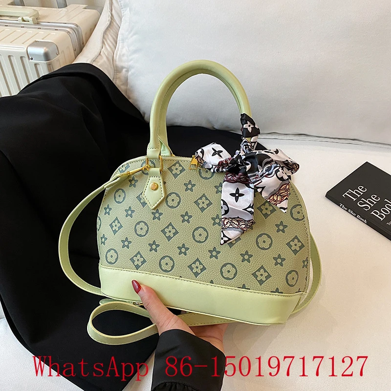 2026 New shell women luxury bag with textured embossing, popular small handbag, trendy women's crossbody bag this year
2026 New shell women luxury bag with textured embossing, popular small handbag, trendy women's crossbody bag this year