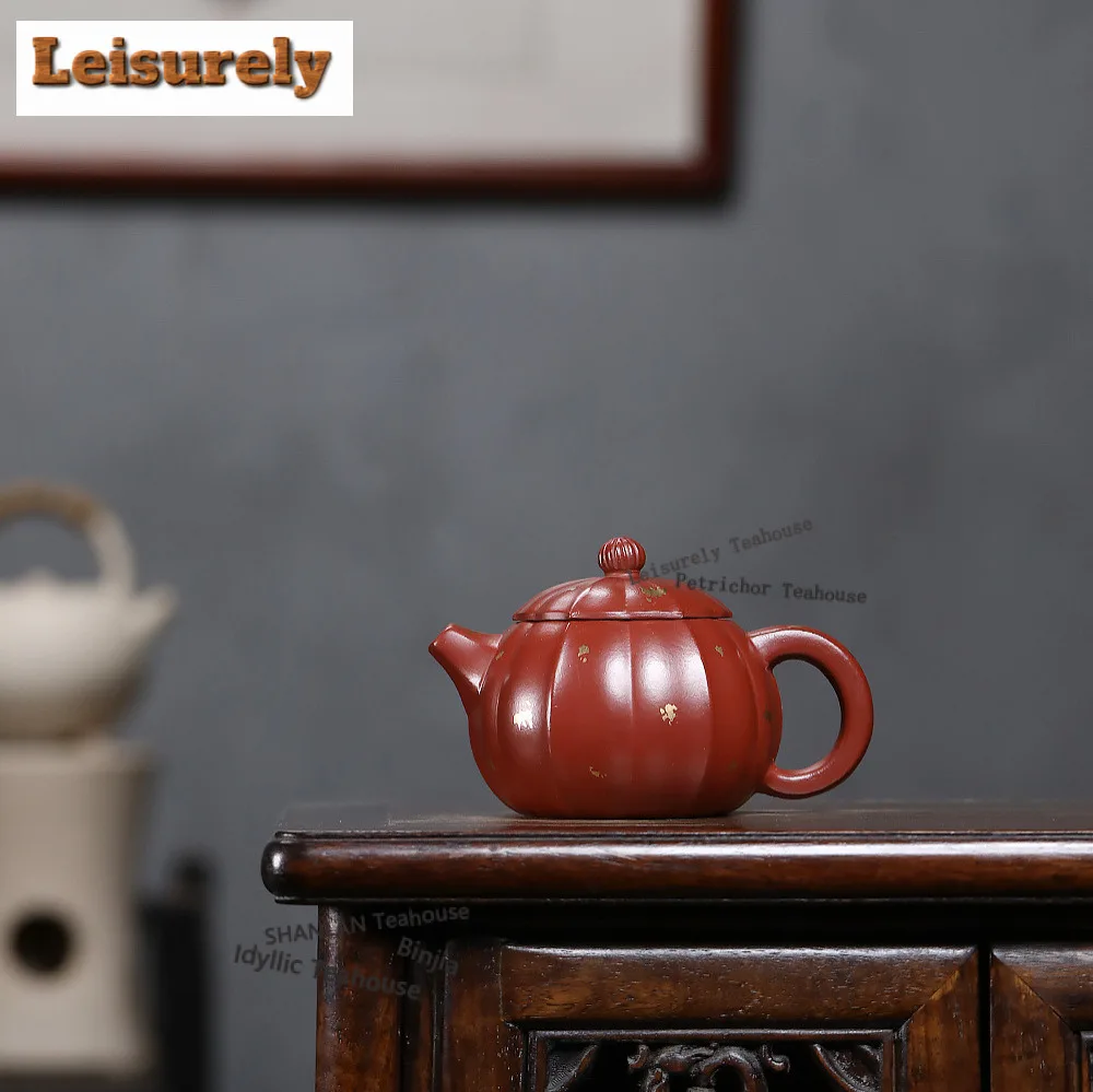 170ml Boutique Yixing Purple Clay Teapots Handmade Gold Drawing Pot Raw Ore Dahongpao Mud Kettle Zisha Tea Set Tea Ceremony Gift
170ml Boutique Yixing Purple Clay Teapots Handmade Gold Drawing Pot Raw Ore Dahongpao Mud Kettle Zisha Tea Set Tea Ceremony Gift
