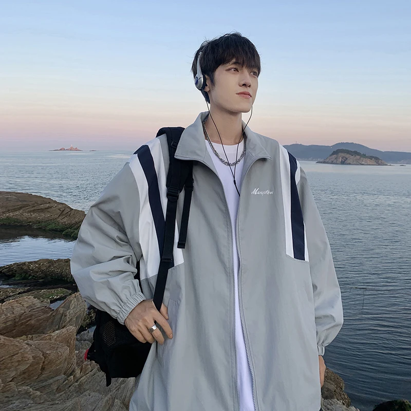 Мужская уличная куртка: ветрозащитная, водонепроницаемая, свободного кроя, для альпинизма, весна-осень, повседневная, в американском функциональном стиле
Мужская уличная куртка: ветрозащитная, водонепроницаемая, свободного кроя, для альпинизма, весна-осень, повседневная, в американском функциональном стиле