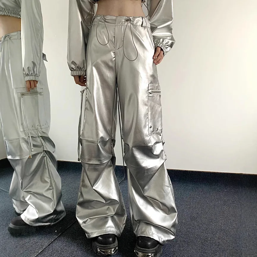 Handsome silver overalls women's big pocket design casual pants drawstring high waist tied feet wide legs trousers Y2K
Handsome silver overalls women's big pocket design casual pants drawstring high waist tied feet wide legs trousers Y2K